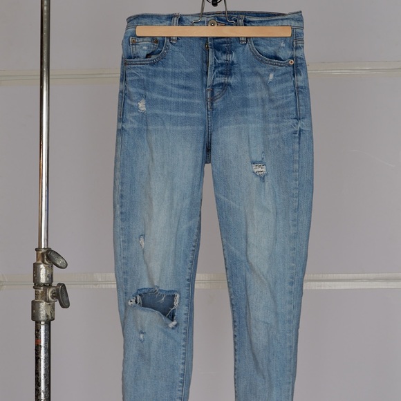 PISTOLA Presley High Rise Relaxed Roller in Wink Distressed - Picture 3 of 5